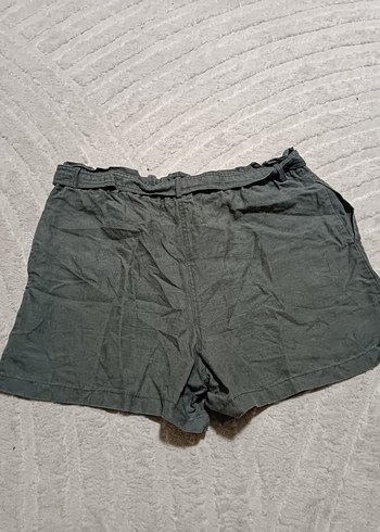LC Waikiki Kemerli Haki Keten Mini Şort
