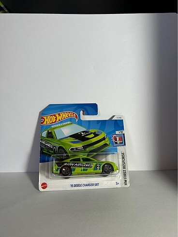 ?15 DODGE CHARGER SRT hot wheels