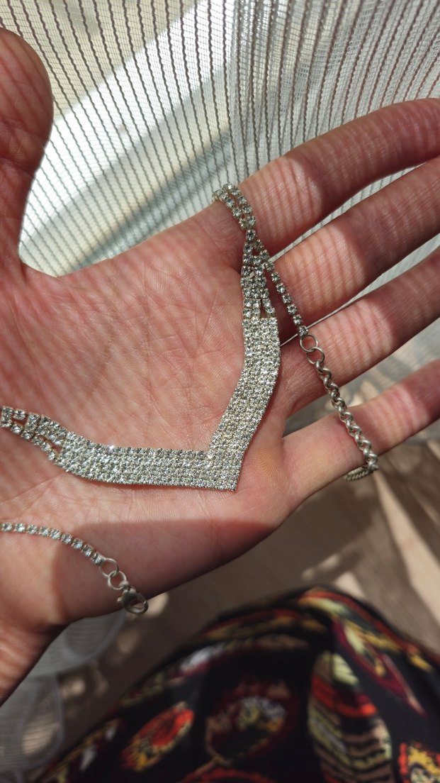 Zincir Detaylı Beyaz Kadın kolye - Görsel 3