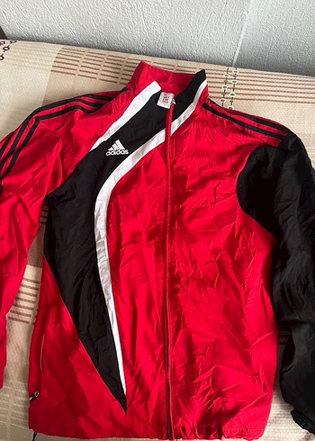 Adidas ürünü