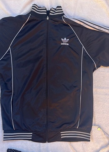 Adidas ürünü