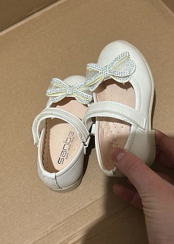 Kız Çocuk Beyaz Fiyonklu Babet Ayakkabı - Görsel 4