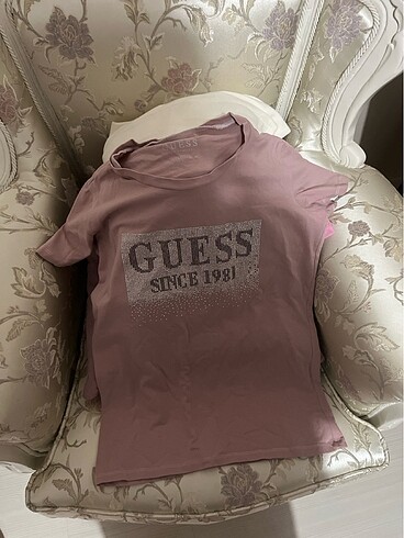 Guess tişört
