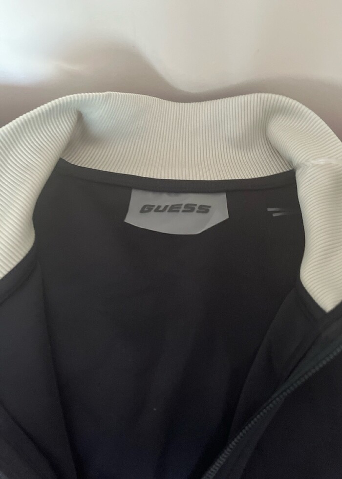 Guess orijinal eşortman üst - Görsel 2