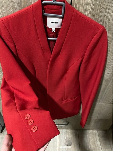 36 Beden kırmızı Renk Koton blazer ceket