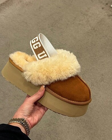 Ugg Terlik