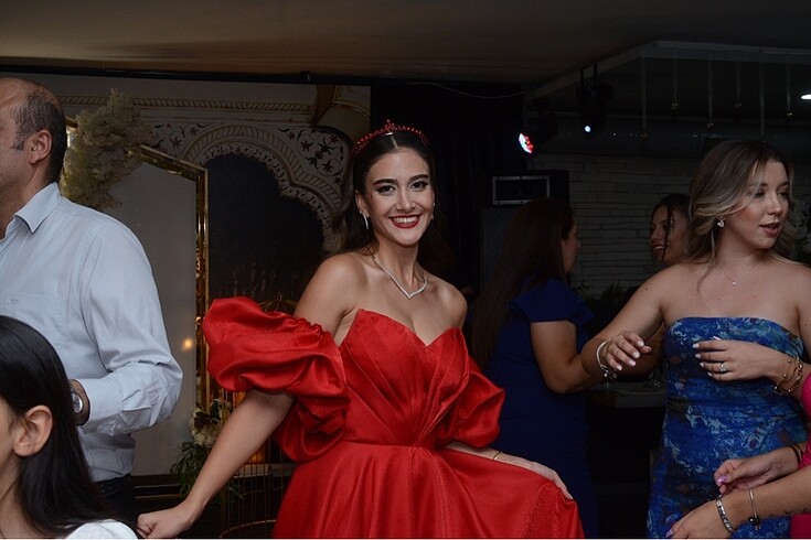 Diğer Kına Elbisesi- Kırmızı Gece Elbisesi