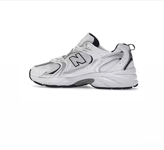 37 Beden beyaz Renk new balance