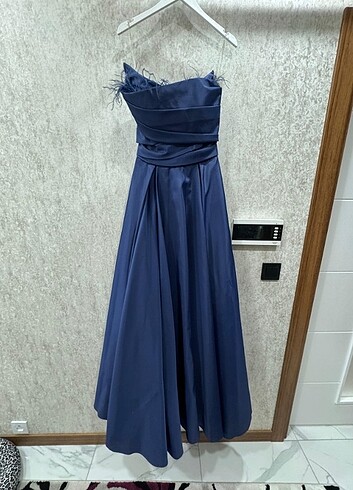 Ilmio İlmio marka 34-36 beden uyumlu tafta abiye