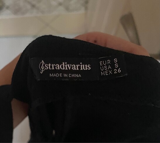 s Beden siyah Renk Stradivarius Siyah Şortlu Tulum