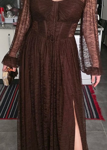 Kahverengi Dantel Detaylı Uzun Elbise - Görsel 2