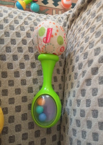 Beden Fisher-Price Renkli Neşeli Marakas
