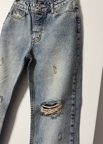 36 Beden Mavi Yırtık Detaylı Loose Fit Kadın Kot Pantolon