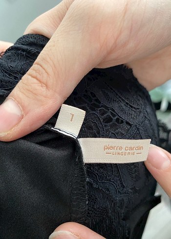 Siyah Dantelli İnce Askılı Midi Gecelik - Görsel 2