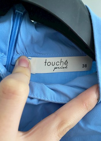 Mavi Yüksek Yakalı Uzun Kollu Kadın Gömlek - Görsel 2