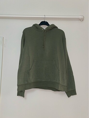 H&M sweatshirt