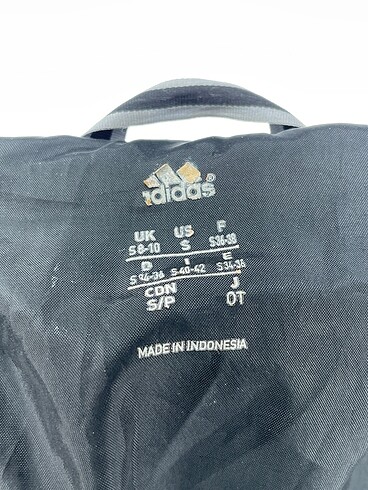 s Beden siyah Renk Adidas Mont %70 İndirimli.