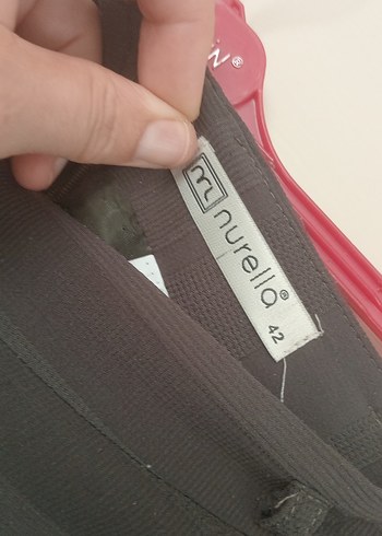 42 Beden asker yeşili kumaş kendinden desenli etek