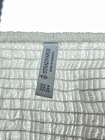 m Beden beyaz Renk Stradivarius Mini Üst %70 İndirimli.
