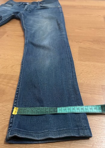 İki adet kot pantolon - Görsel 4