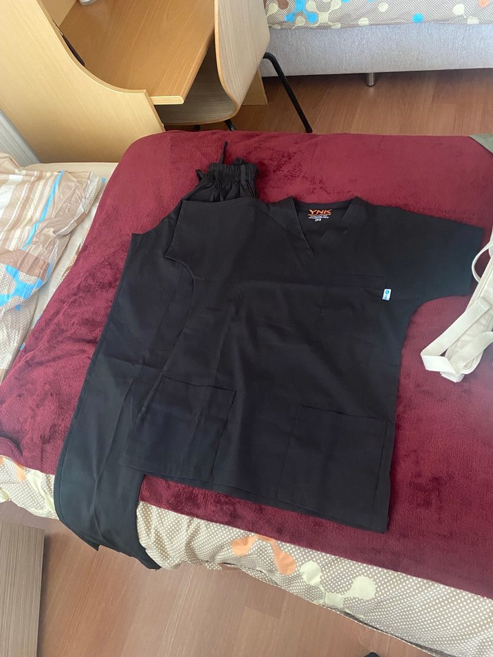 Siyah scrubs - Görsel 2