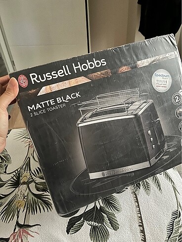 RUSSELL HOBBS EKMEK KIZARTMA MAK.