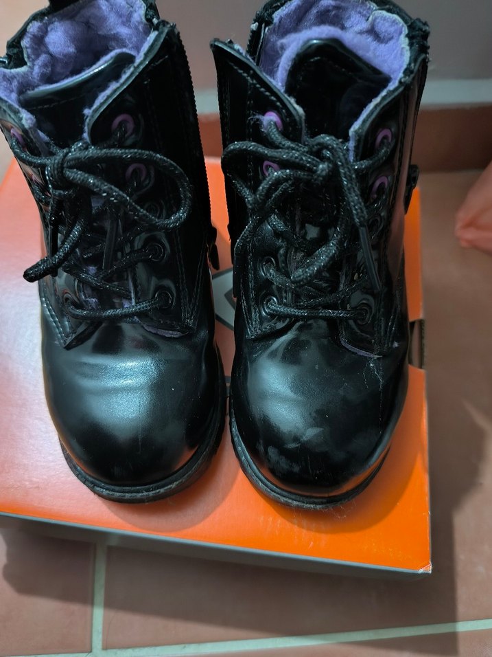 Kızlar için Mor Tokalı Gotik Kauçuk Bot - Görsel 2