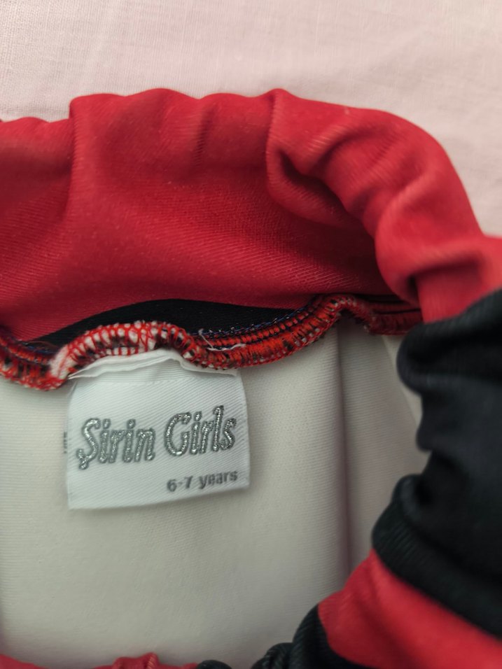 Kırmızı Puantiyeli Kız Çocuk Eteği - Görsel 3