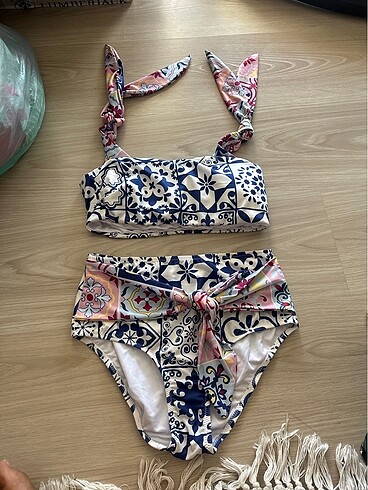 Bikini