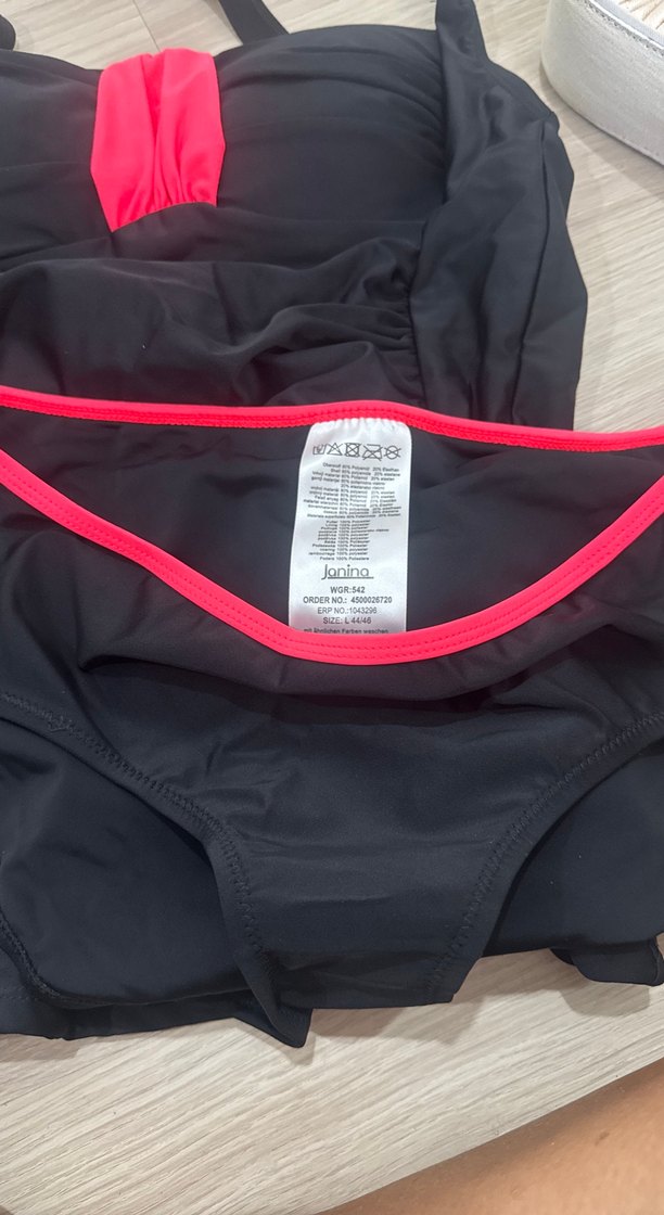 Pembe Detaylı Siyah Mini Mayo - Görsel 3