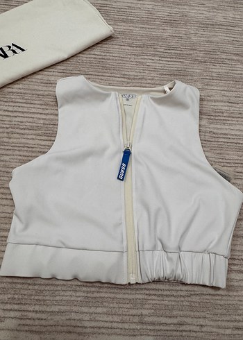 Guess Ekru Fermuarli Kolsuz Crop Bluz