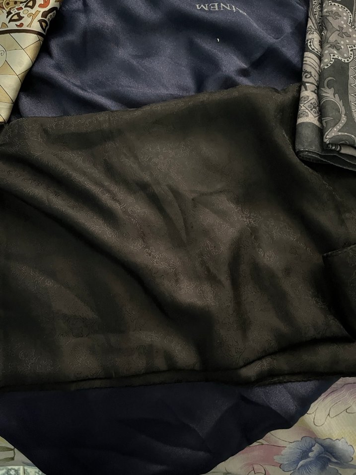 Gri  Eşarp - Görsel 3