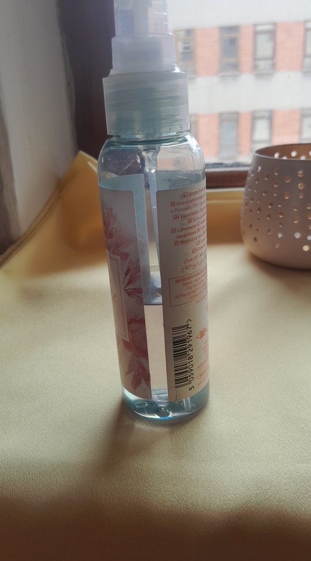 Avon Célébre Vücut Spreyi - Görsel 3