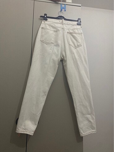 Trendyol & Milla Krem Rengi Mom Jean