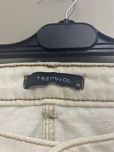 36 Beden Krem Rengi Mom Jean
