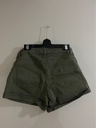 32 Beden H&M haki kot şort