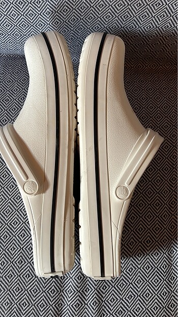 Crocs beyaz terlik 46-47 - Görsel 4