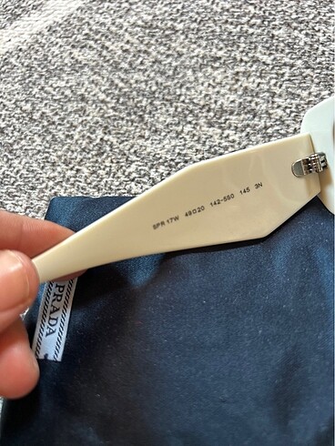 Prada beyaz gözlük - Görsel 4