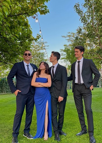 Askılı Drapeli Mavi Straplez Midi Elbise - Görsel 3