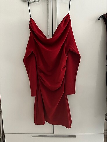 H&M Kırmızı şık elbise