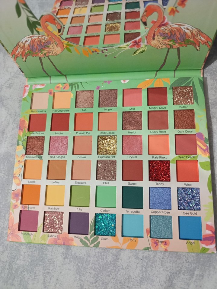 BBelize Yeşil Parlak Göz Farı Paleti - Görsel 2