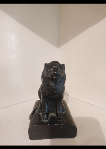Siyah Aslan Figürin Heykel - Görsel 2