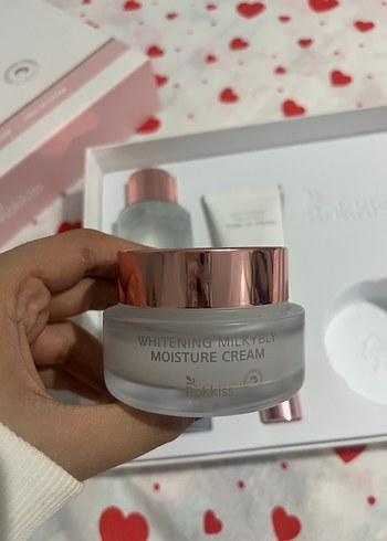 Rokkis cilt bakım seti Koreden alındı - Görsel 3