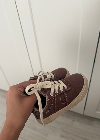 Zara Kahverengi Spor Ayakkabı