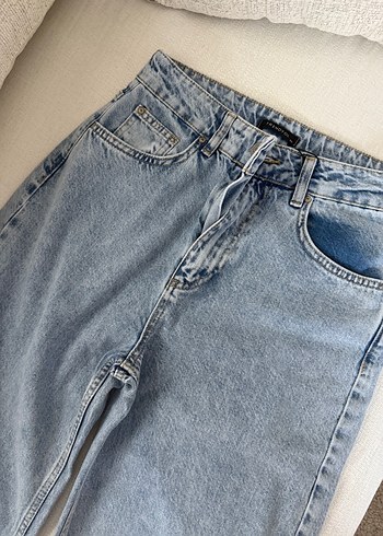 Trendyol & Milla Geniş Kesim Mavi Denim Kadın Jean