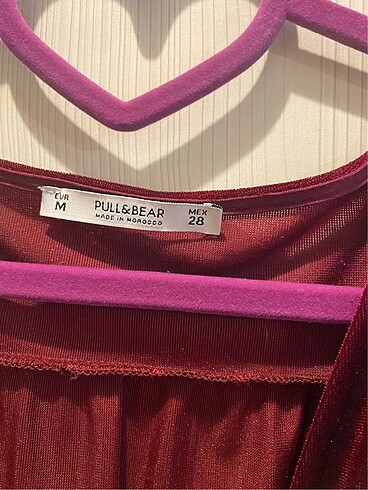 m Beden bordo Renk Pull&Bear kırmızı kadife şort tulum