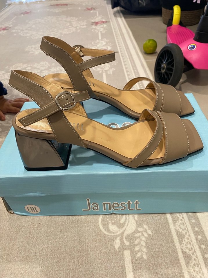 Bej Kadın Topuklu Sandalet, Tokalı hakiki deri - Görsel 5