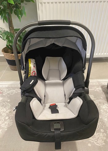 NUNA Siyah Isofixli Bebek Oto Koltuğu - Görsel 3