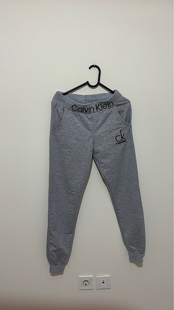 Calvin Klein gri eşofman altı