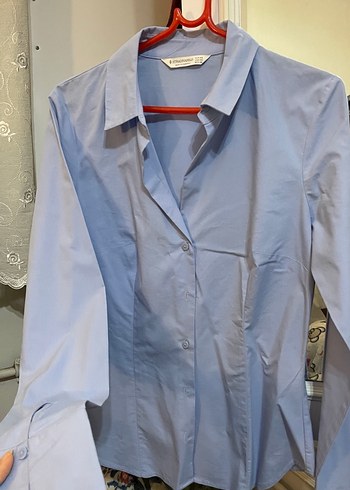 Basic Dar Kesim Mavi Gömlek - Görsel 3